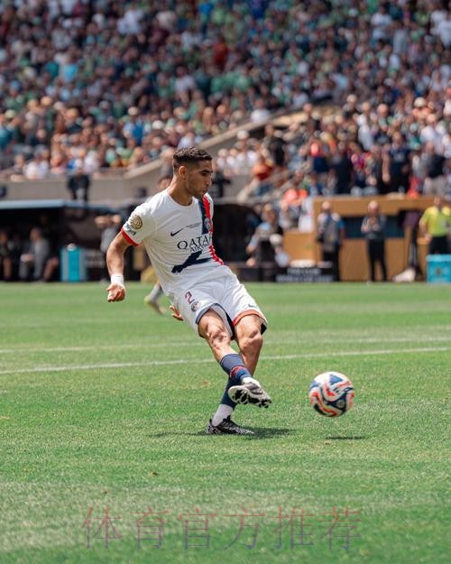 巴黎与阿什拉夫、姆巴耶谈归队时间，担心阿什拉夫心理状况